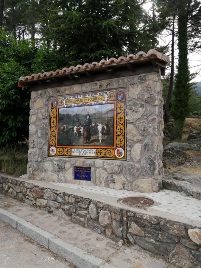 דירות גיסאנדו La Estrella De Gredos מראה חיצוני תמונה